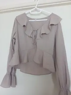 GU フリルブラウス L