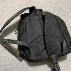 Everything Backpack L Solid バックパック
