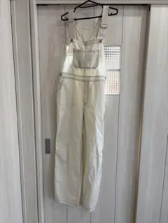 ホワイトオーバーオール