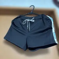 レピピ　ショートパンツ