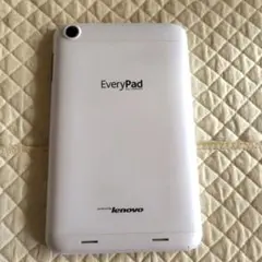 EveryPad by YAMADA lenovoタブレット　ホワイト