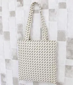 新品タグ付き ヘイ ロゴトートバッグ HAY Logo Tote Bag