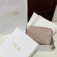 2025年最新】lady dior voyageur スモール ジップコインケースの