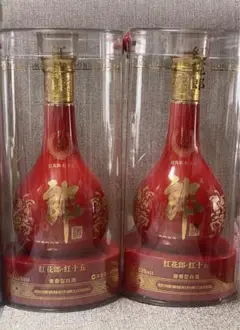Amazon.co.jp: 中国白酒【醤香型白酒】 紅花郎酒（べにはなろう