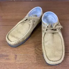 クラークス ワラビー ハラコ ユナイテッドアローズ ベージュ キャメル