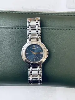 稼働 SEIKO 腕時計 ソーラー レディース デイト V182 グレー1290 稼働 SEIKO 腕時計 ソーラー レディース デイト V182 グレー1290