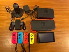 任天堂 Switch本体、 Joy-Con4個、スタンド、カバー