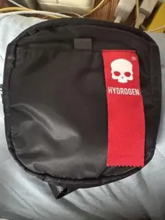 HYDROGEN ブラック ショルダーバッグ サコッシュ