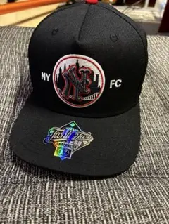 Twnty Two Snap back キャップ " NY FC " ブラック