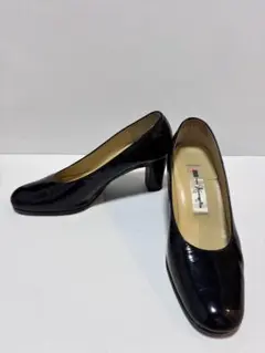 美品★ 銀座かねまつ　キタムラ　黒　パンプス　23cm エナメル