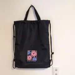 黒バッグ(手持ち・巾着型リュック両タイプ可能)