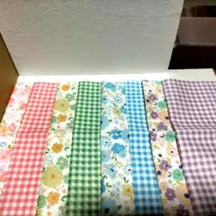 はぎれ 花 チェック 25×25 8枚まとめ売り