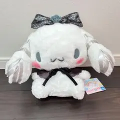 新品　シナモン　サンリオ　ダークブラックBIGぬいぐるみ ゴスロリ 薔薇 蜘蛛