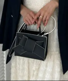 リボン付き ブラックショルダーバッグミニZOZOTOWN限定
