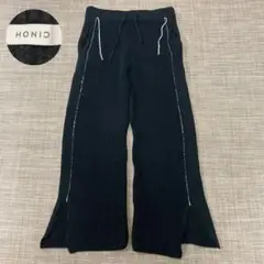 Item thumbnail for item c4d06db9-ae41-42b8-a4c9-f327d2d213bd