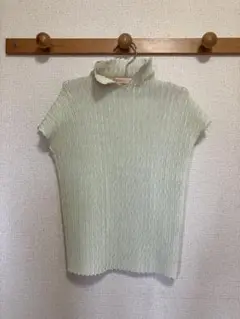 Pleaty プリーティ プリーツトップス グリーン系 サイズ1