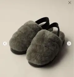 【未使用品】UGG/アグ/ファーサンダル/size25cm/オリーブ