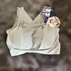 整う美バスト レース付きブラジャー グレー
