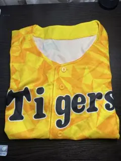 Tigers イエローユニフォーム