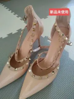 【新品未使用】ピンクベージュ スタッズ付き ハイヒール