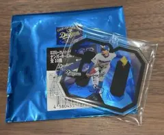 中日ドラゴンズ　シークレットダイカットナンバーキーホルダー　根尾昂投手