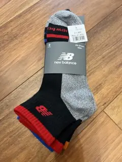 ②ニューバランス　靴下　3足セット　25-27cm