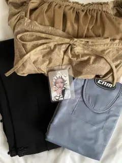 cnm 洋服、メイクポーチ