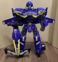 Item thumbnail for item 25cb16a3-7489-4f17-9756-dca1ebeea012