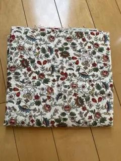 ベージュ花柄キルティング生地 多色