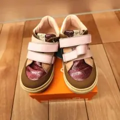 アルカ　キッズシューズ