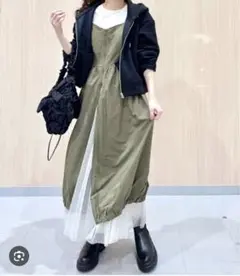 フロントジップバブルヘムワンピース　オリーブ　M
