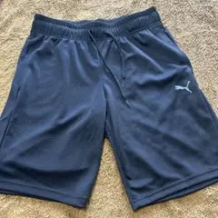 Puma ブラックショートパンツ　レディースM新品未使用品