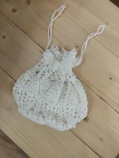 ハンドメイド　ホワイトレース編み巾着袋