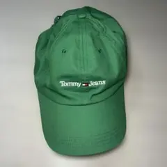 Tommy Jeans 緑色キャップ