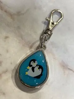 ペンギンの水滴型チャーム
