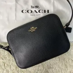 極美品✨COACH レザー ショルダーバッグ 黒 ロゴ型押し チャーム 多様性