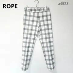 ロペ　チェックパンツ　日本製　Ｍサイズ　秋　冬服　カジュアル　きれいめ　used