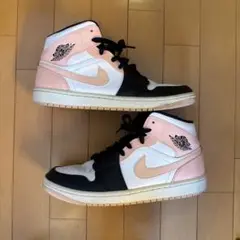 Nike Air Jordan 1 ホワイト/ブラック/ピンク