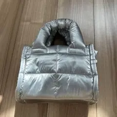 ジーユー　パフミニショルダー　シルバー