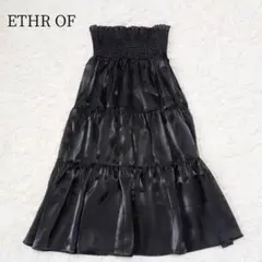 新品タグ付✨ヤマダヤ ：ETHR OF シャイニーティアードロングスカート 黒