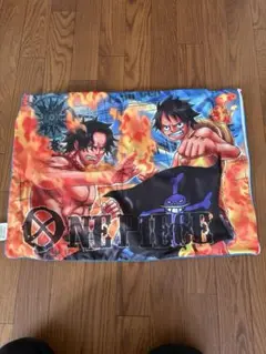 ワンピース　枕カバー