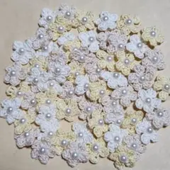 【お得セット】花モチーフ60枚(5枚花びら半円パール付)3色(クリーム)カギ編み