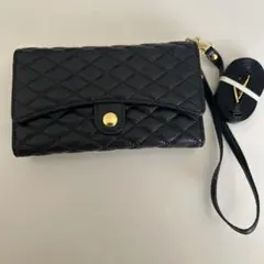 スマホショルダー　手帳型　キルティング　黒　 小銭入れ付き