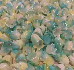 アクリルスズランビーズ　約70g(約280個)