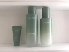 Item thumbnail for item 70ce2413-ea3f-40d2-8ab1-cec57d726ad2