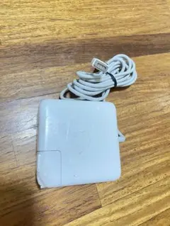 Apple MacBook ACアダプター MagSafe