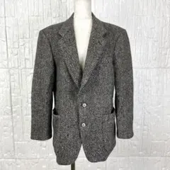 Item thumbnail for item d6fe82cd-fe08-401b-b065-46cd1e4fb2e3