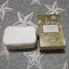 Re-Nutriv Estee Lauder ポーチ【新品】
