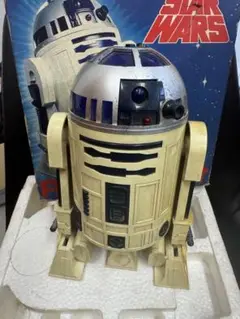 コカ・コーラ ミニ・ロボット R2-D2風 キーホルダー エラー品？ メルカリ便 コカ・コーラ ミニ・ロボット R2-D2風 キーホルダー エラー品
