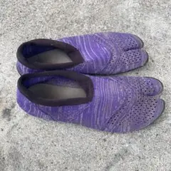 Item thumbnail for item 9a02ba68-253a-44ff-b558-76029bcb52c9